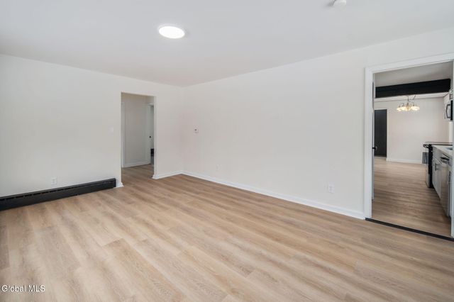 1491 Sunset Road, Schodack, NY 12033