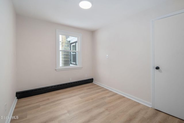 1491 Sunset Road, Schodack, NY 12033