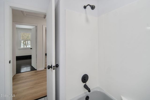 1491 Sunset Road, Schodack, NY 12033