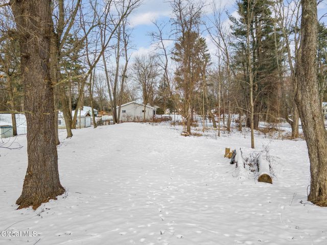 1491 Sunset Road, Schodack, NY 12033