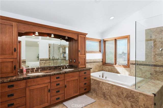 7191 Slater ave, Huntington Beach, CA 92647