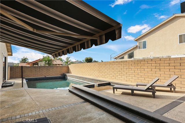 7191 Slater ave, Huntington Beach, CA 92647