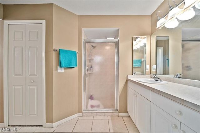 22 SE 13th AVE, Cape Coral, FL 33990