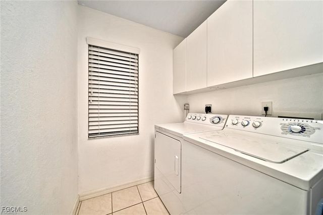 22 SE 13th AVE, Cape Coral, FL 33990