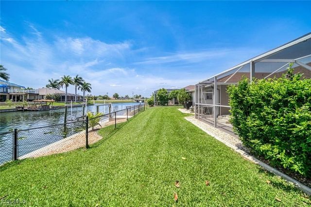22 SE 13th AVE, Cape Coral, FL 33990
