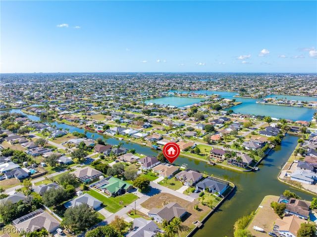 22 SE 13th AVE, Cape Coral, FL 33990