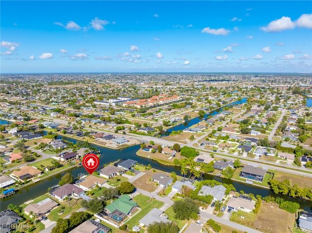 22 SE 13th AVE, Cape Coral, FL 33990