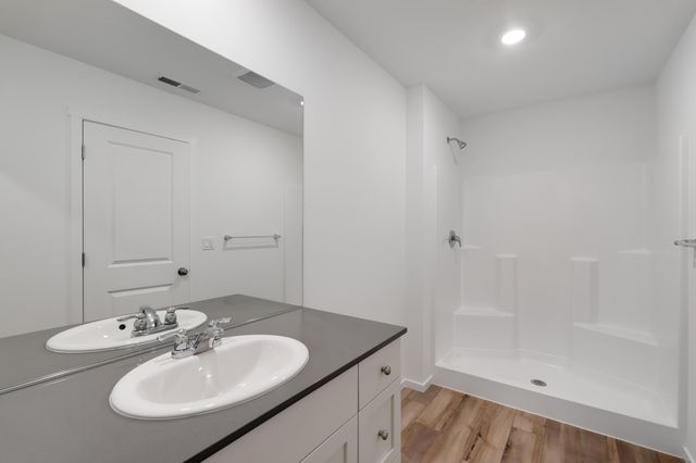 51783 Jubilee Pine Dr, La Pine, OR 97739