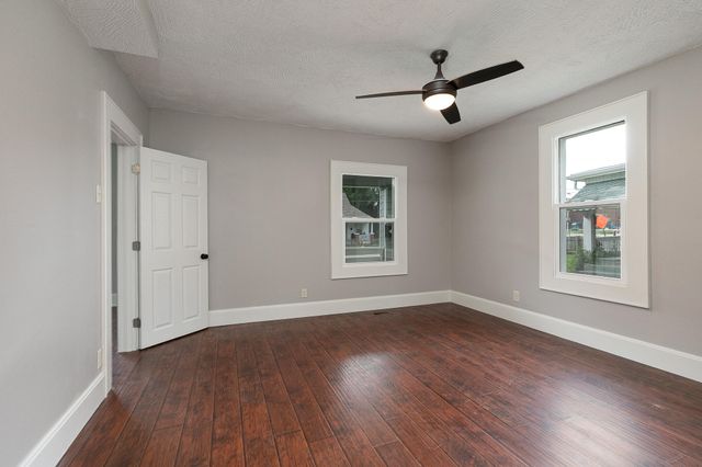 720 West Mount Vernon Street, Springfield, MO 65806