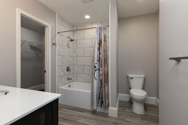 720 West Mount Vernon Street, Springfield, MO 65806