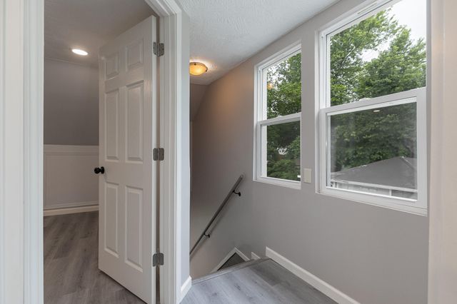 720 West Mount Vernon Street, Springfield, MO 65806