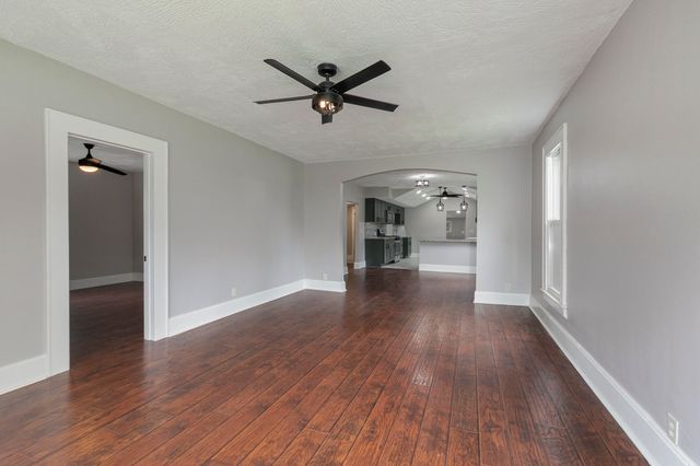 720 West Mount Vernon Street, Springfield, MO 65806