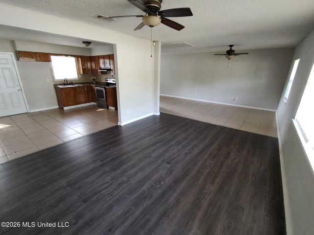 3619 Pentagon Drive, Pascagoula, MS 39581