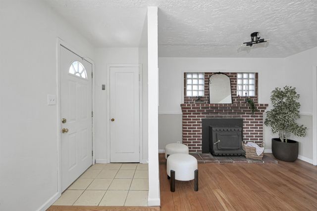 18662 Stanton Ave, Castro Valley, CA 94546