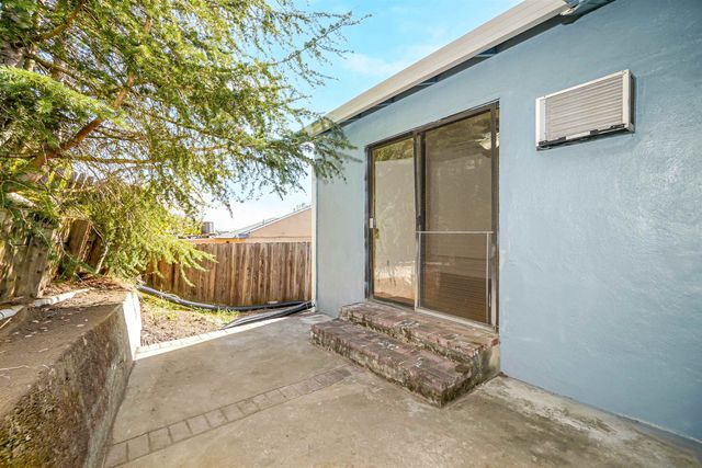 18662 Stanton Ave, Castro Valley, CA 94546