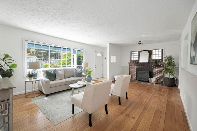 18662 Stanton Ave, Castro Valley, CA 94546