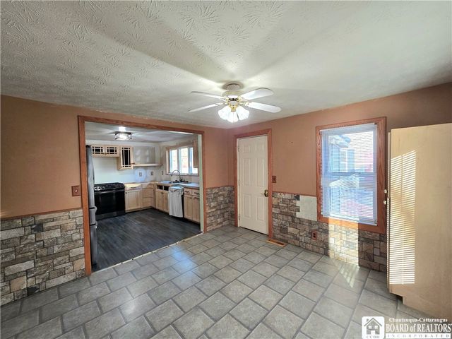 92 1st Street, Bolivar, NY 14715