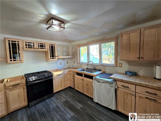 92 1st Street, Bolivar, NY 14715