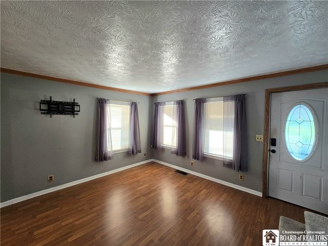 92 1st Street, Bolivar, NY 14715