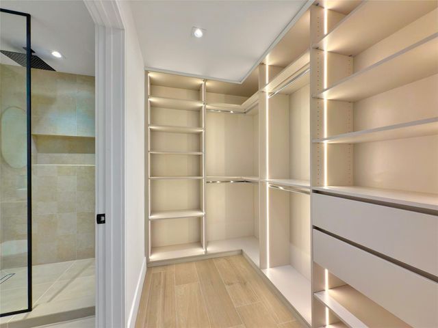 729 NE 17th Terrace, Fort Lauderdale, FL 33304