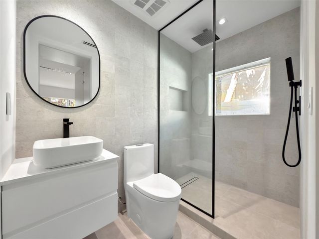 729 NE 17th Terrace, Fort Lauderdale, FL 33304