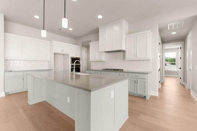 103 Buck Rabbit RD, Briggs, TX 78608