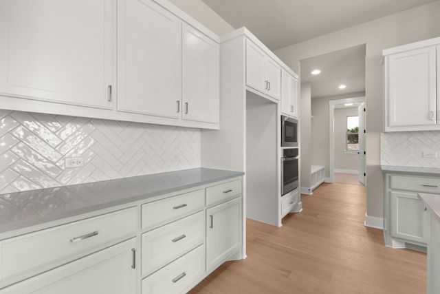 103 Buck Rabbit RD, Briggs, TX 78608