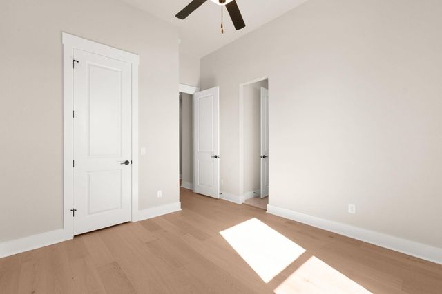 103 Buck Rabbit RD, Briggs, TX 78608