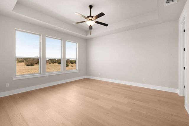 103 Buck Rabbit RD, Briggs, TX 78608