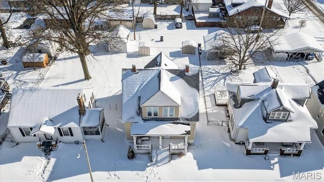 1406 N Church Street, Belleville, IL 62221