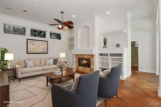 279 Plantation Hill Rd, Gulf Breeze, FL 32561