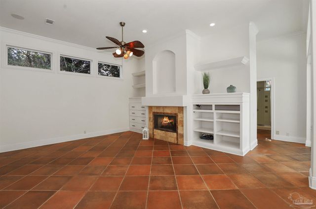 279 Plantation Hill Rd, Gulf Breeze, FL 32561