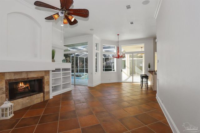 279 Plantation Hill Rd, Gulf Breeze, FL 32561