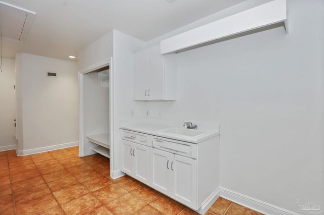 279 Plantation Hill Rd, Gulf Breeze, FL 32561