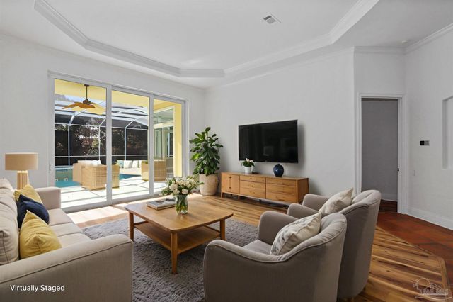 279 Plantation Hill Rd, Gulf Breeze, FL 32561