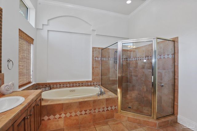 279 Plantation Hill Rd, Gulf Breeze, FL 32561