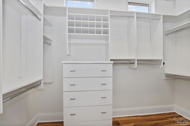 279 Plantation Hill Rd, Gulf Breeze, FL 32561