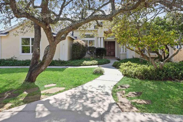 279 Plantation Hill Rd, Gulf Breeze, FL 32561