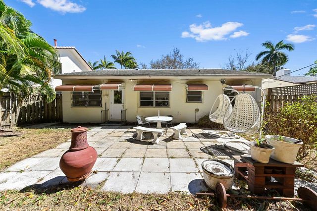 411 N Lakeside Drive, Lake Worth Beach, FL 33460