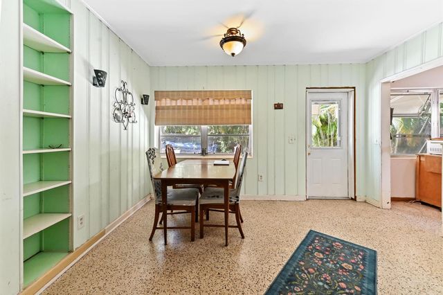 411 N Lakeside Drive, Lake Worth Beach, FL 33460