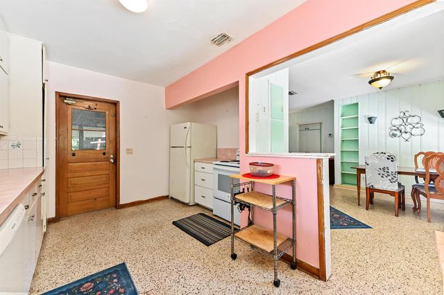 411 N Lakeside Drive, Lake Worth Beach, FL 33460