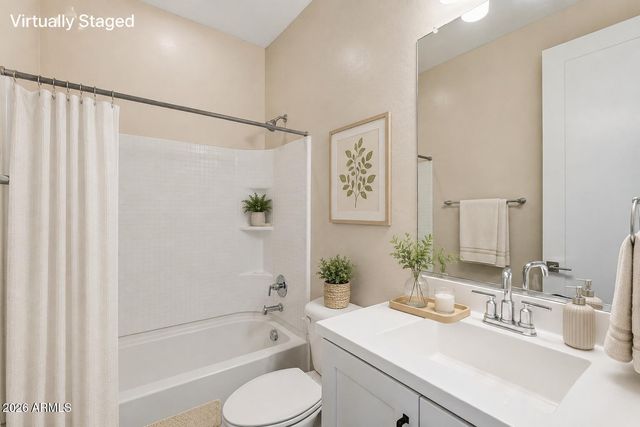 901 S Smith Road 1038, Tempe, AZ 85281