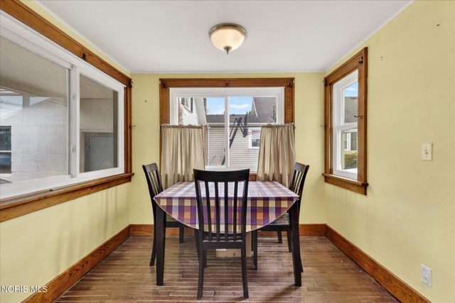 235 S Maple Street, Bowling Green, OH 43402