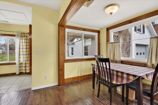 235 S Maple Street, Bowling Green, OH 43402