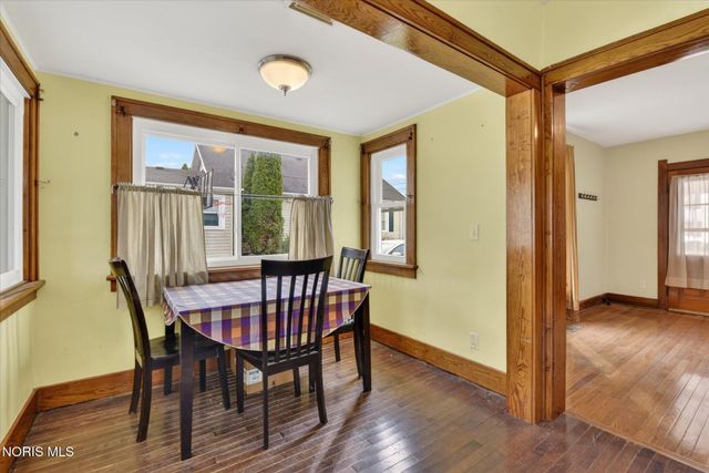 235 S Maple Street, Bowling Green, OH 43402