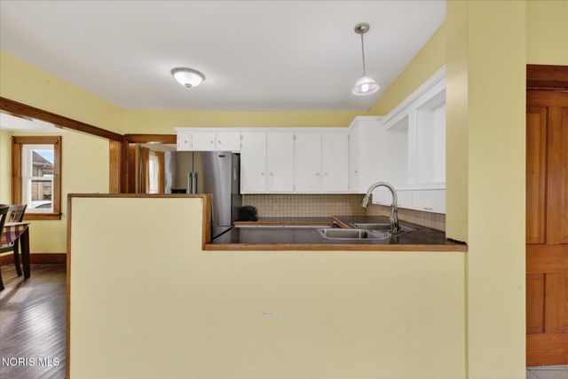 235 S Maple Street, Bowling Green, OH 43402