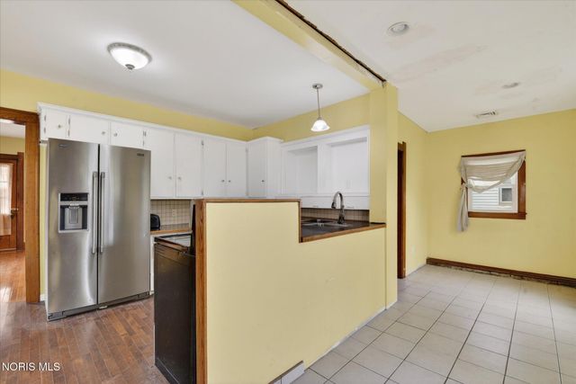 235 S Maple Street, Bowling Green, OH 43402