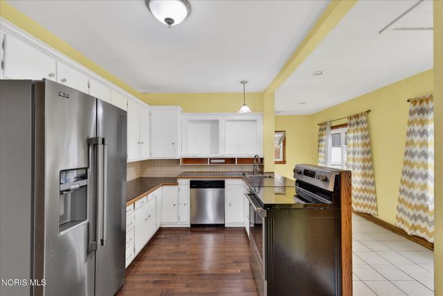 235 S Maple Street, Bowling Green, OH 43402