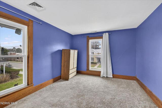 235 S Maple Street, Bowling Green, OH 43402