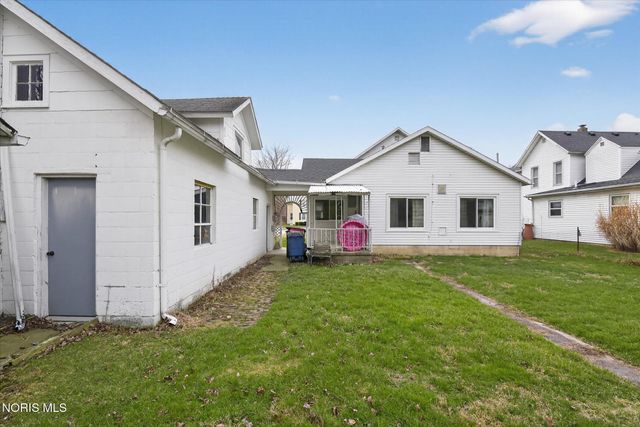 235 S Maple Street, Bowling Green, OH 43402
